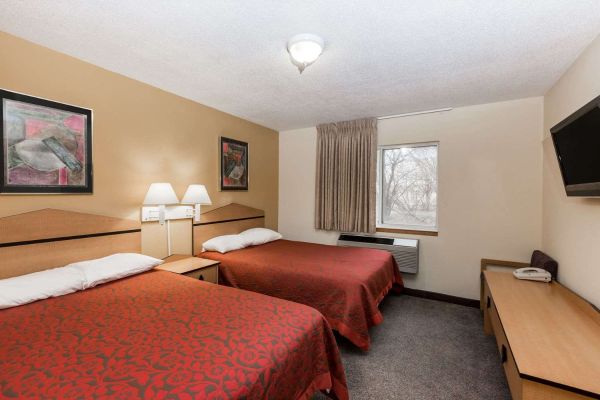 Days Inn Atlantic IA (Lorah)